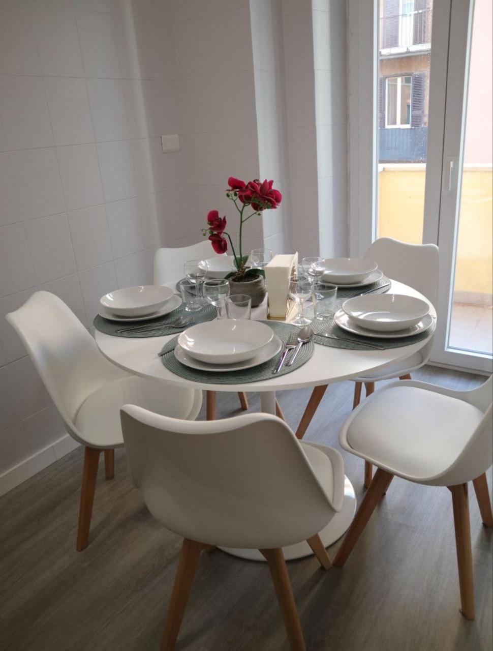 Sara'S Home - Modern Apartment Near Metro, Perfect For Families And Groups In Rome Exterior photo